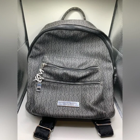 Andrew Marc | Bags | Preowed Marc New York Backpackpurse Pb  display picture 1